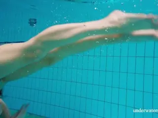 Blonde Russian Babe Nina Mohnatka: Hard Swimming Action