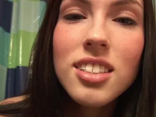 Sophia's Seductive Facial - Cum Instantly