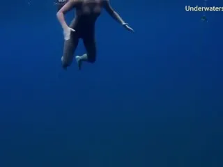 Naked Swim Underwater - Tenerife Babe