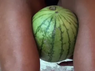 Strong-Thighed Muscle Goddess Smashes Watermelons