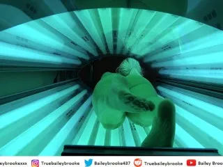 Teen Tanning Bed Masturbation Caught on Cam