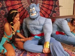 Jasmine Sucks Genie's Big Blue Cock - Horny Princess