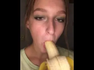 Banana Blowjob - Drooling, Sucking Action