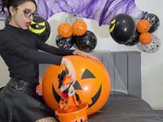 Halloween Balloon Pop Orgies