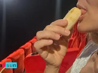 Blowflash Theater: Milf Can't Resist Banana Blowjob