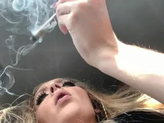 San Francisco Weed Goddess Smoking Close-Up with Ashlynn Goddess