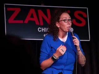 Alia Janine @ Zaine's Club - Hot Chicago Comedy Night