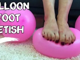 Free Balloon Foot Fetish Video Preview