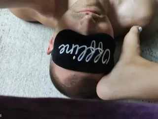Foot Job: Intense Face Massage