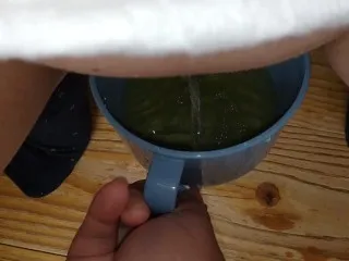 Hot Orimo-no Cum Drink (Urine) in 2 Cups 🍵💦