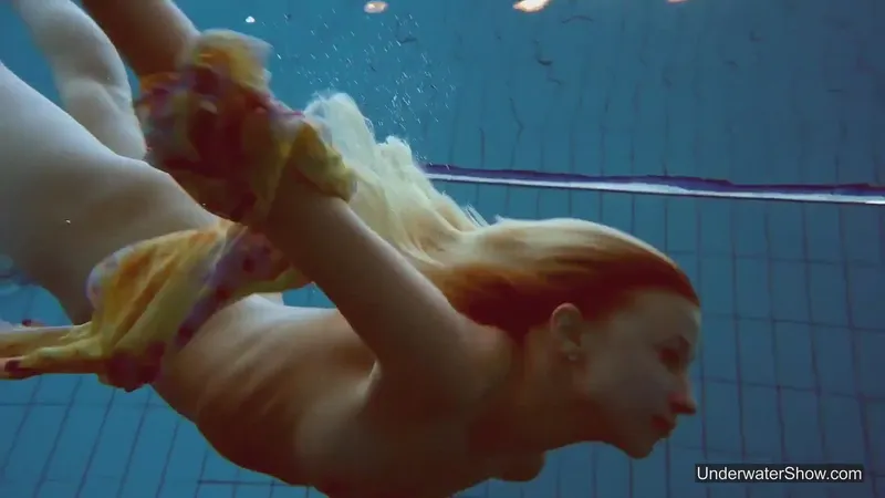 Milana Voda Underwater Pool Sex