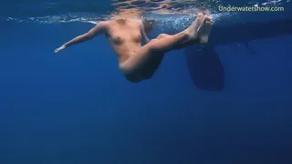 Tenerife Pool Lesbian Play, Sweet Babes Dive In