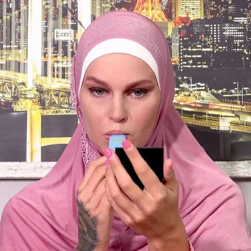 Sexy Selfies by Pink Hijab Pornstar