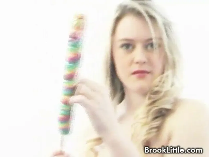 Brook Little sucks popsicle like cock