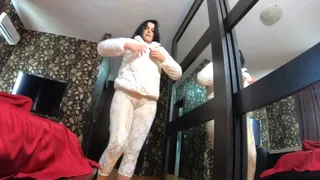 MilfyCalla - Hot Cameltoe & Cumshots in Yoga Pants 196