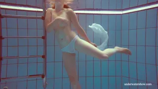 Melisa Darkova - Hot Underwater Sexy Fetish