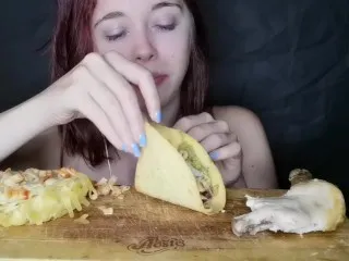 ASMR Mukbang Tortilla Feederism (Mexican Porn)