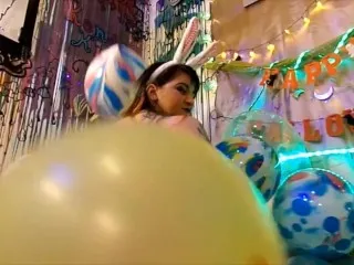 B2P Balloon Orgy: 100+ Popped, Sucked, Fucked & Stuffed Fetish!